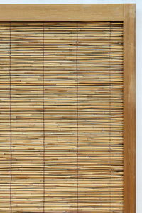 幅673ミリ　スリム幅!! 縁起の良い松鷹の彫刻が風情漂う簾戸　F8614　在庫8枚