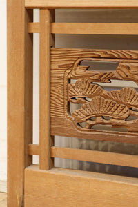 幅673ミリ　スリム幅!! 縁起の良い松鷹の彫刻が風情漂う簾戸　F8614　在庫8枚