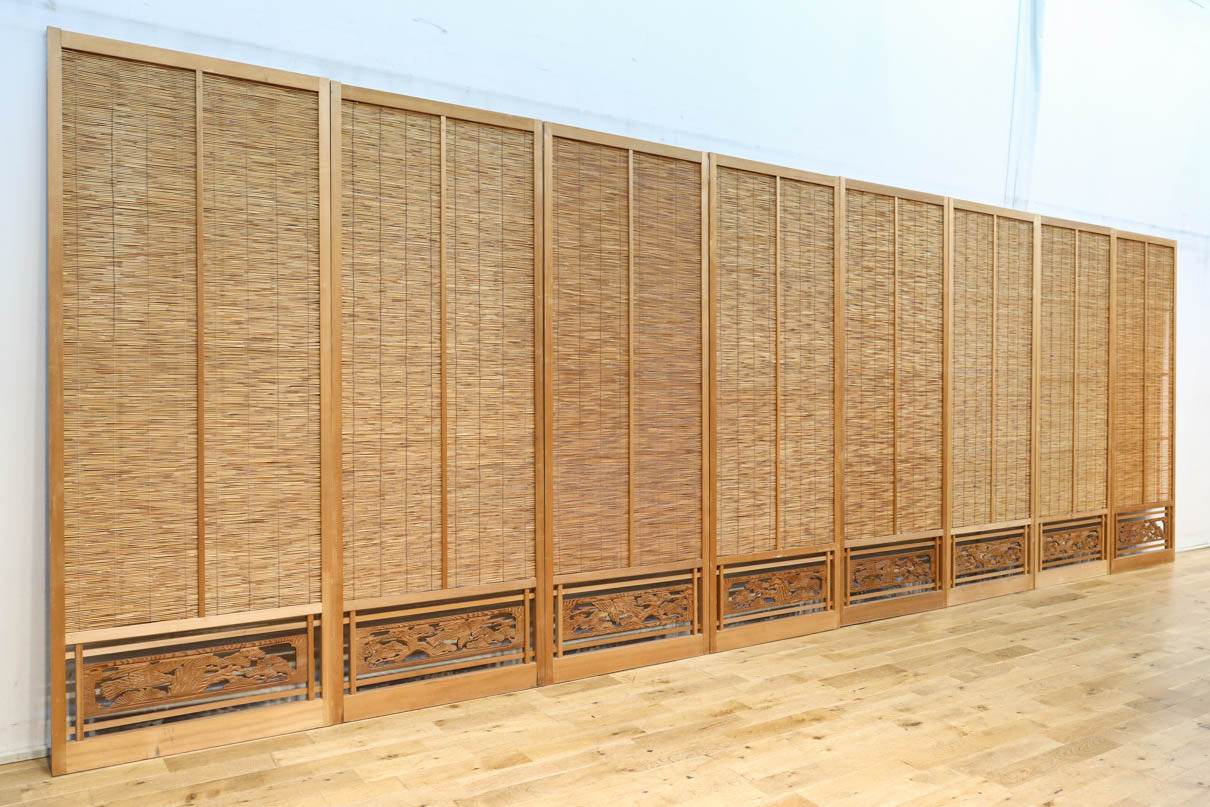 幅673ミリ　スリム幅!! 縁起の良い松鷹の彫刻が風情漂う簾戸　F8614　在庫8枚