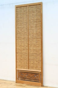 幅673ミリ　スリム幅!! 縁起の良い松鷹の彫刻が風情漂う簾戸　F8614　在庫8枚