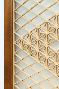 幅670ミリ　麻の葉組子が絢爛な眺めを描くガラス戸セット　F8615　在庫2枚二組