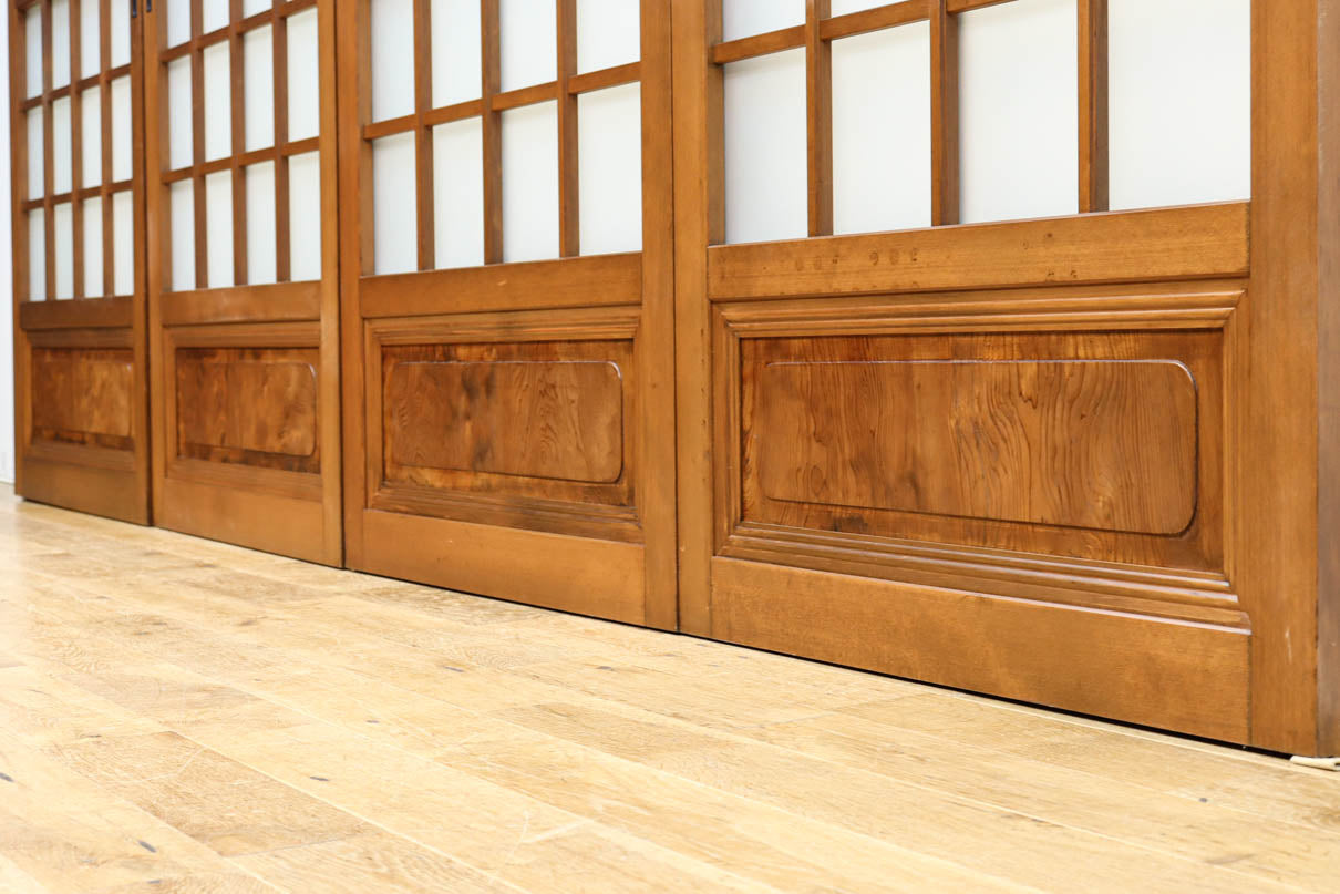 幅670ミリ　麻の葉組子が絢爛な眺めを描くガラス戸セット　F8615　在庫2枚二組