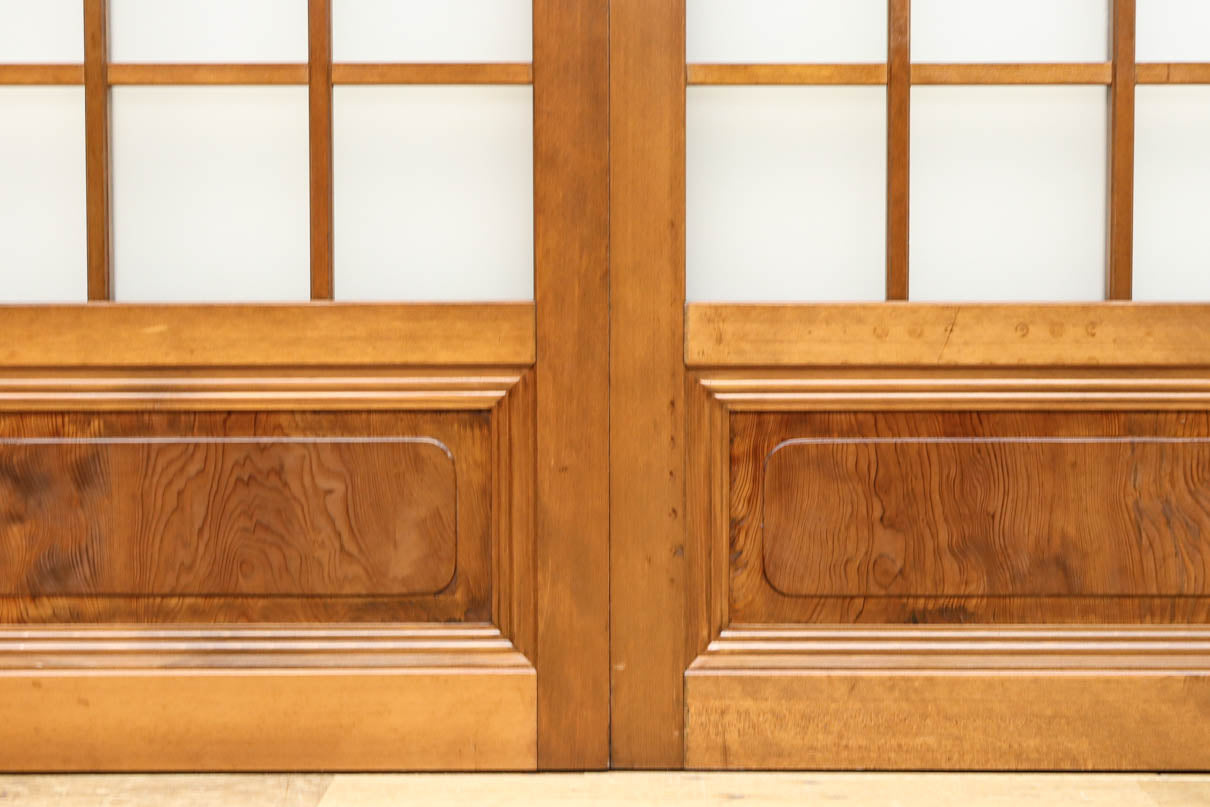 幅670ミリ　麻の葉組子が絢爛な眺めを描くガラス戸セット　F8615　在庫2枚二組