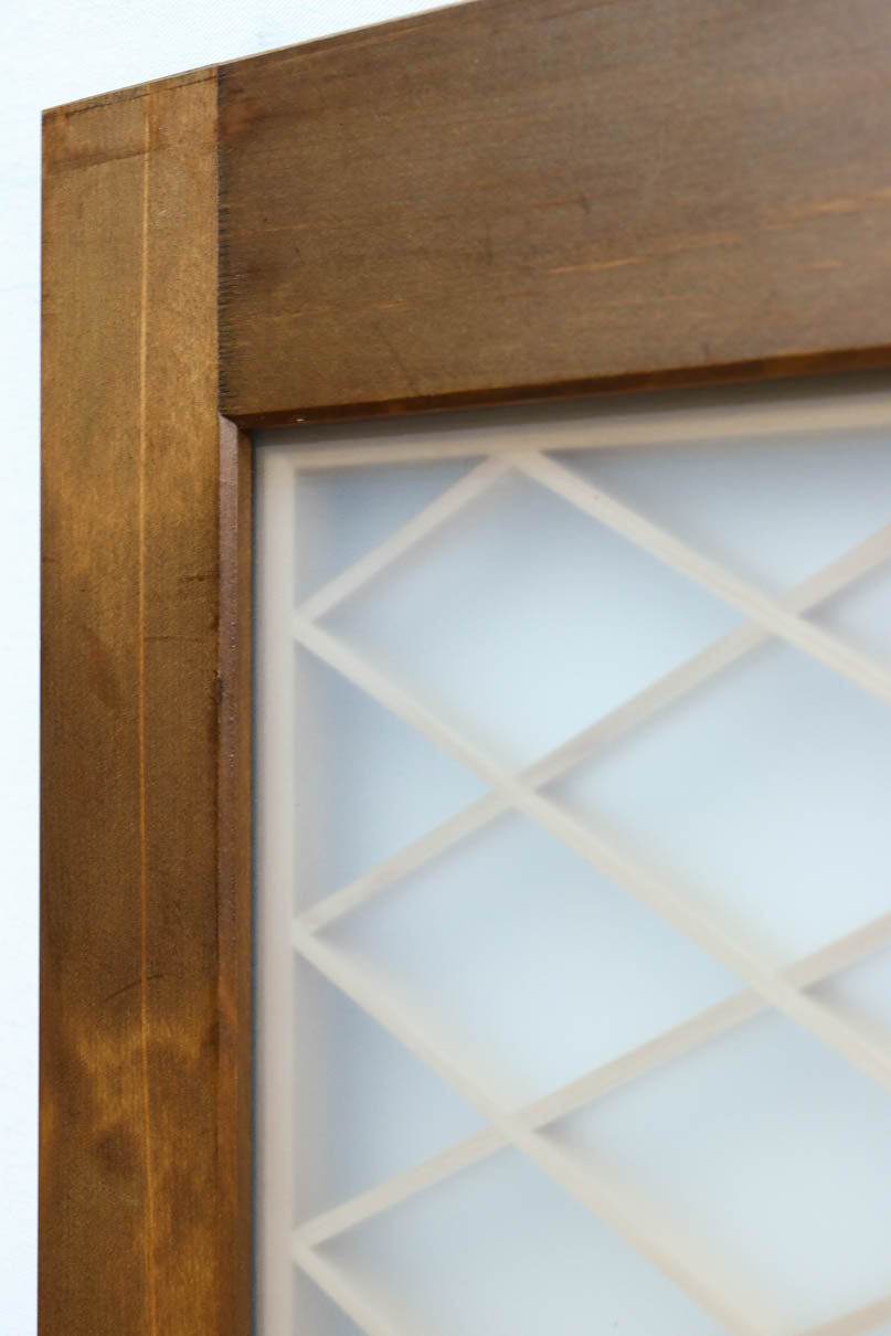 幅670ミリ　麻の葉組子が絢爛な眺めを描くガラス戸セット　F8615　在庫2枚二組