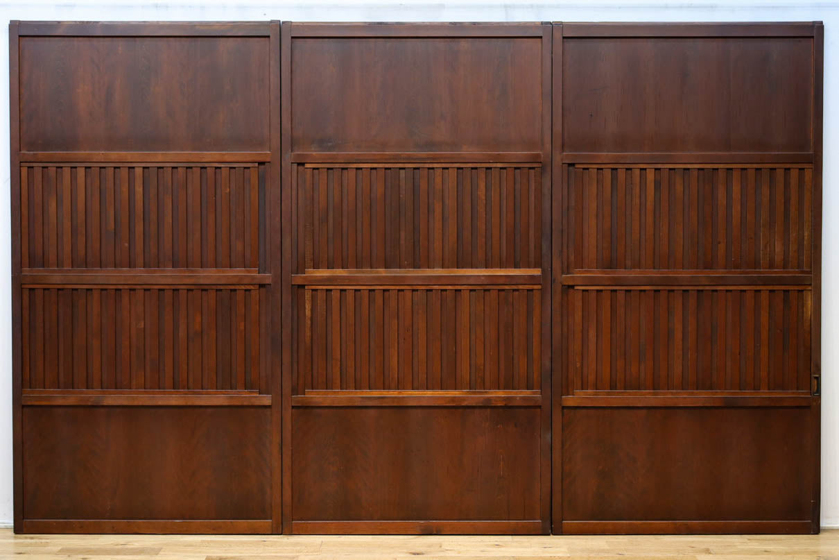 幅930ミリ　穏やかな色彩で風情溢れる無双板戸　F8616　在庫3枚