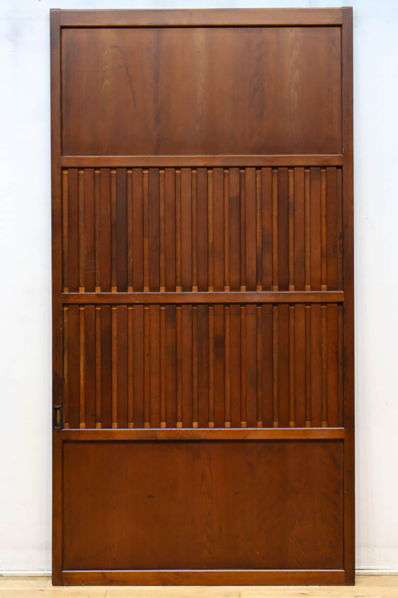 幅930ミリ　穏やかな色彩で風情溢れる無双板戸　F8616　在庫3枚