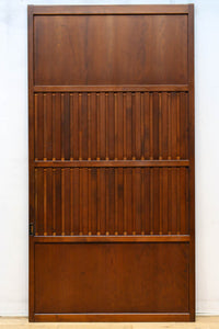 幅930ミリ　穏やかな色彩で風情溢れる無双板戸　F8616　在庫3枚