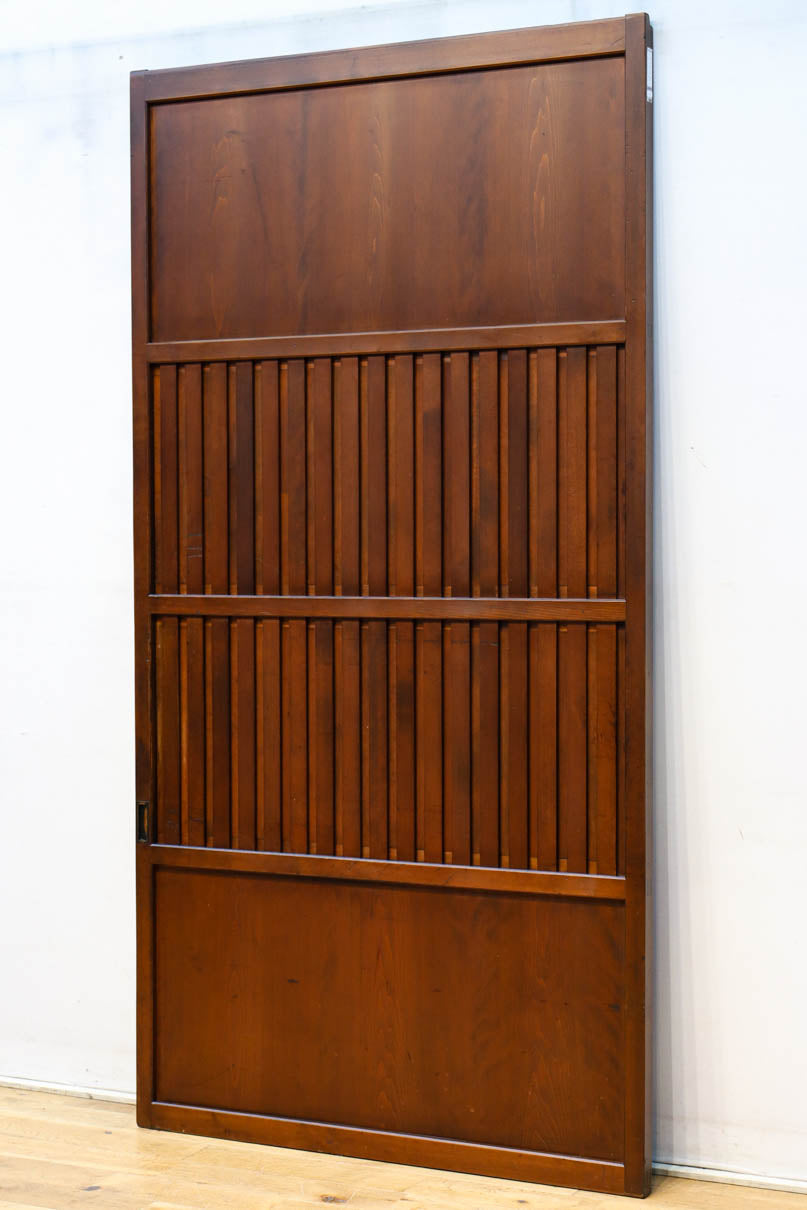 幅930ミリ　穏やかな色彩で風情溢れる無双板戸　F8616　在庫3枚