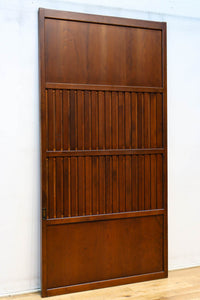 幅930ミリ　穏やかな色彩で風情溢れる無双板戸　F8616　在庫3枚