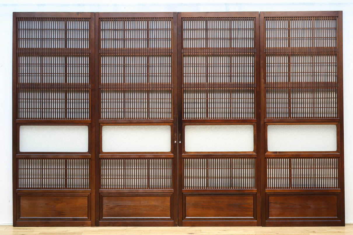 幅670ミリ　スリムサイズ！！ 杢目が浮かぶ古色の色彩で風情高まる大阪格子戸　F8620　在庫4枚