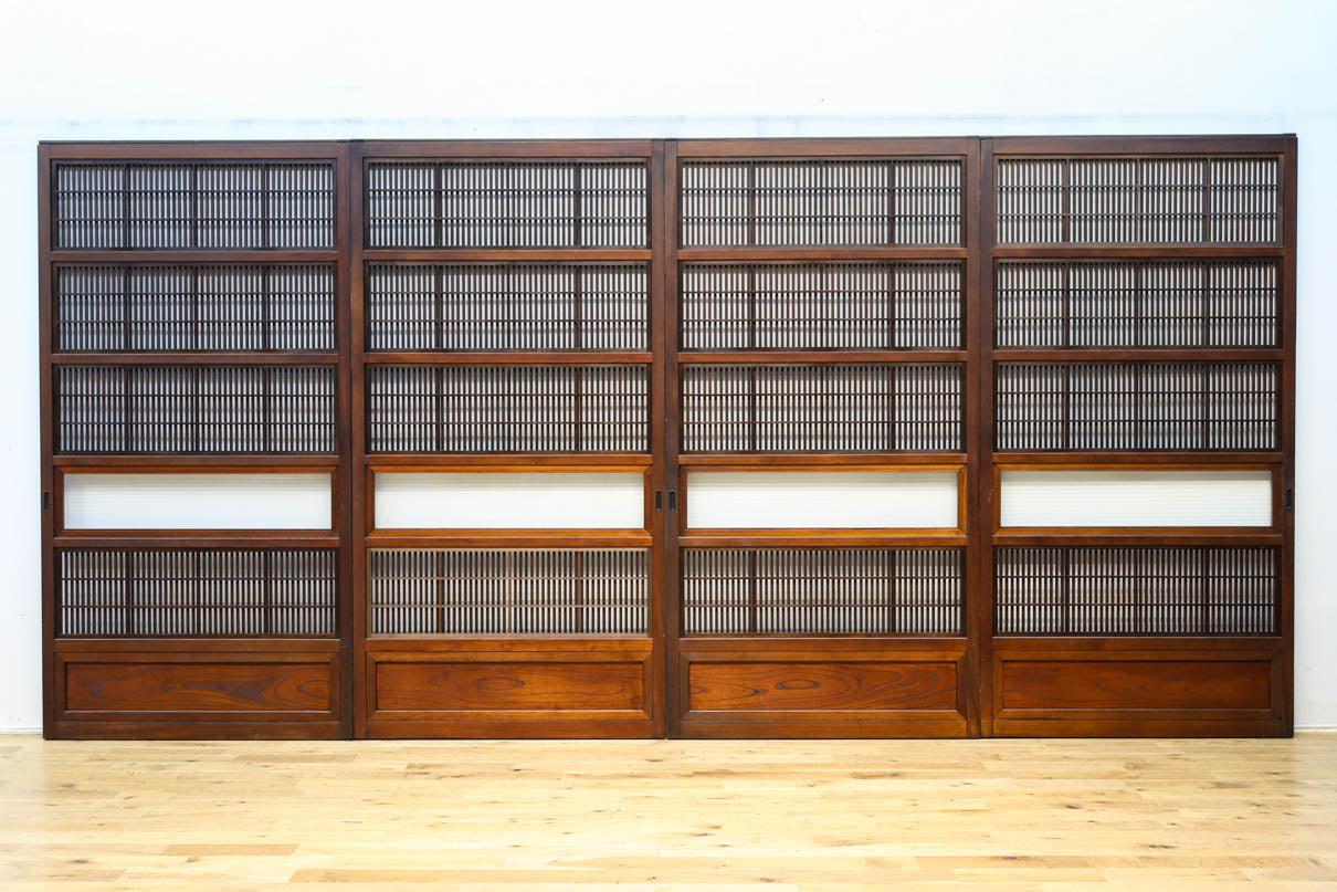 Osaka Lattice door F8621