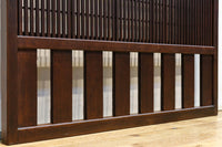 幅920ミリ　無双窓作りの腰板で和の面持ちある格子戸　F8622　在庫4枚