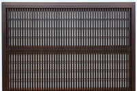 幅920ミリ　無双窓作りの腰板で和の面持ちある格子戸　F8622　在庫4枚