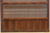 幅920ミリ　無双窓作りの腰板で和の面持ちある格子戸　F8622　在庫4枚