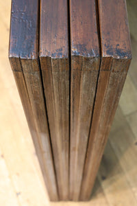 幅920ミリ　無双窓作りの腰板で和の面持ちある格子戸　F8622　在庫4枚