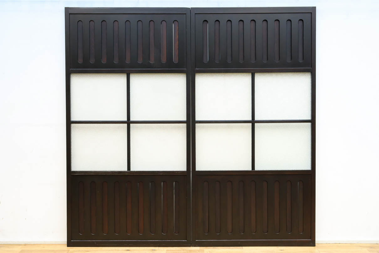 Glass door F8627