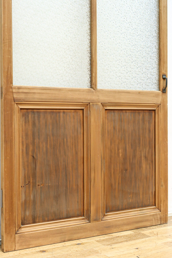 Glass door F8632