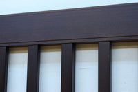 幅685ミリ　落ち着いた面持ちある半スリガラス入り全面角太格子戸　F8639　在庫4枚