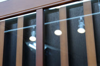 幅685ミリ　落ち着いた面持ちある半スリガラス入り全面角太格子戸　F8639　在庫4枚