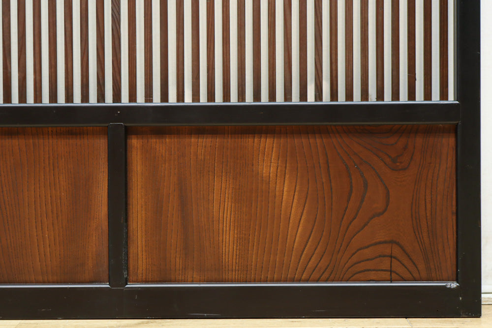 Osaka Lattice door F8648