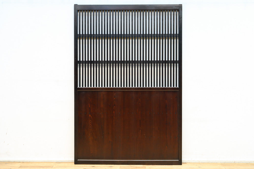 Wide lattice door F8650