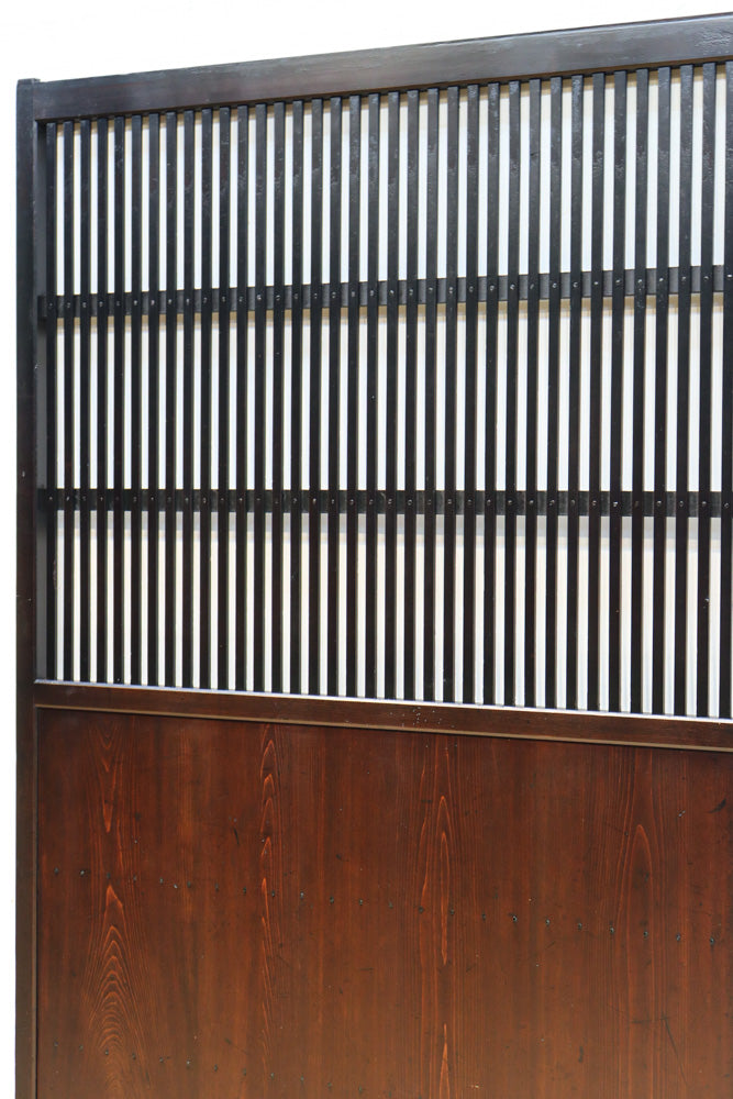 Wide lattice door F8650