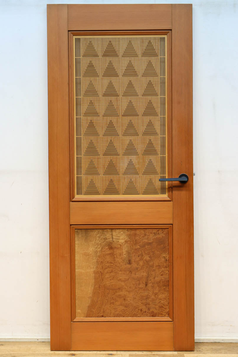 Wooden Door F8670