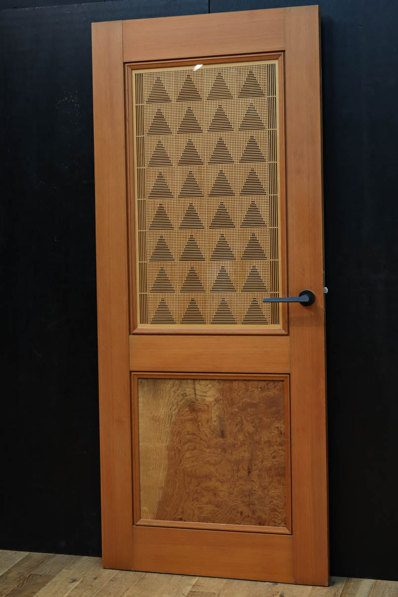Wooden Door F8670