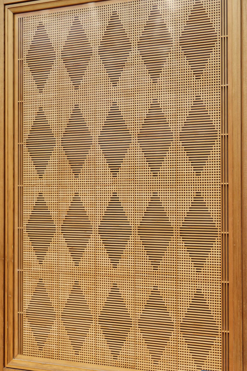 Wooden Door F8671