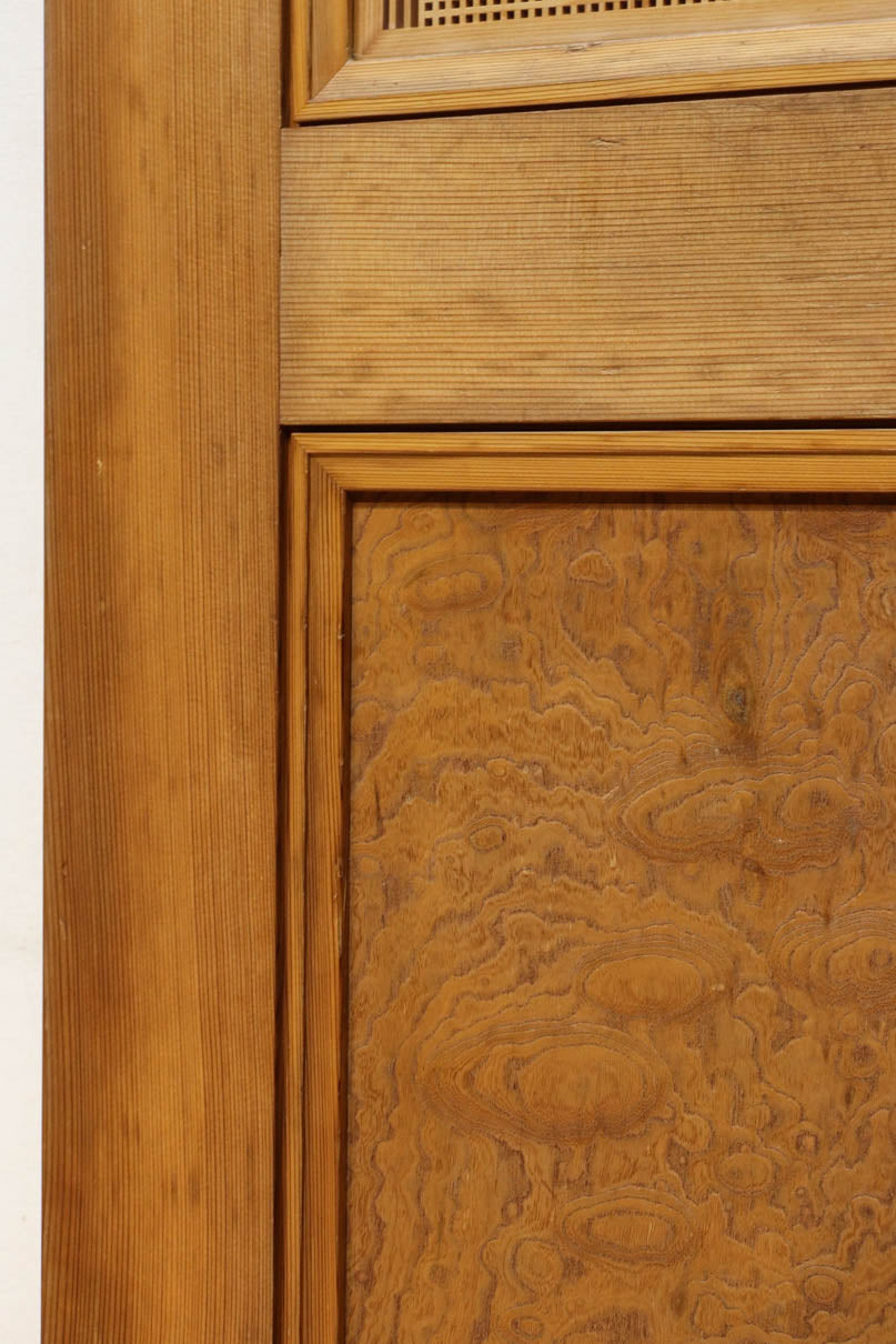Wooden Door F8671