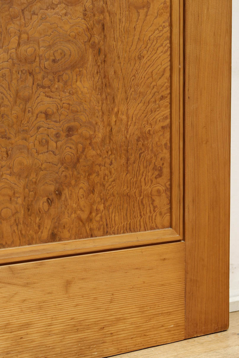 Wooden Door F8671
