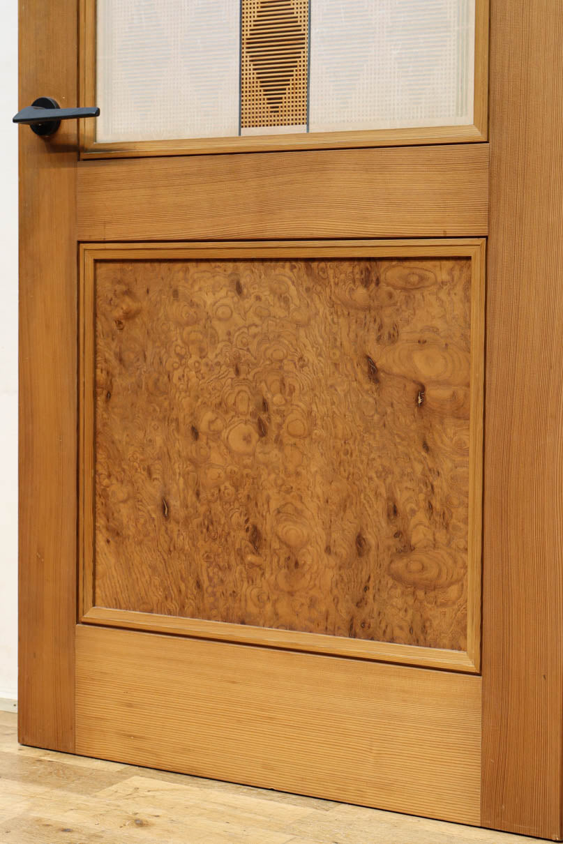 Wooden Door F8671