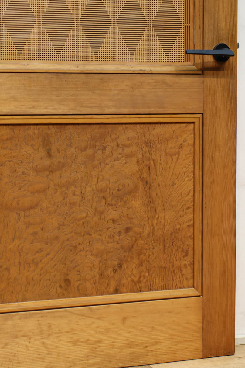 Wooden Door F8671