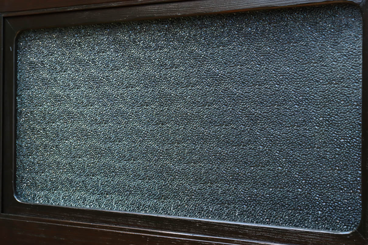 Glass door F8677