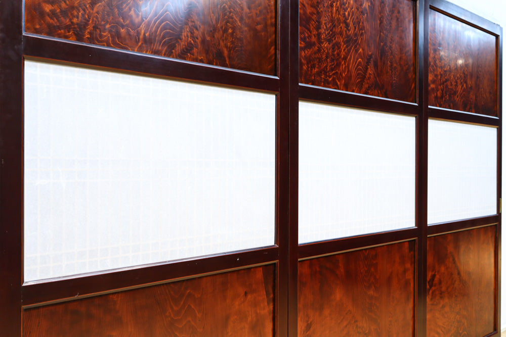 Wooden Door F8681