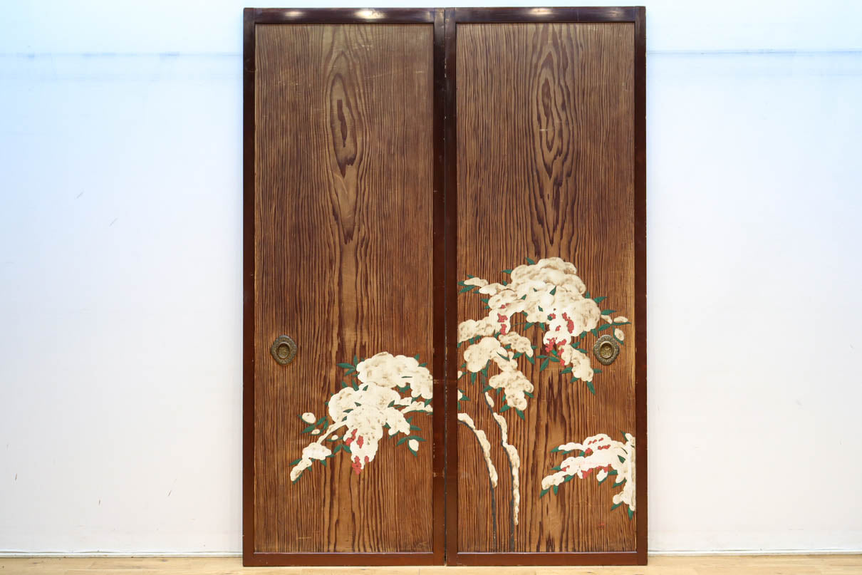 高さ1982ミリ 裏表で異なる草花を描いた趣きある杉一枚板絵戸　F8755　在庫2枚1組