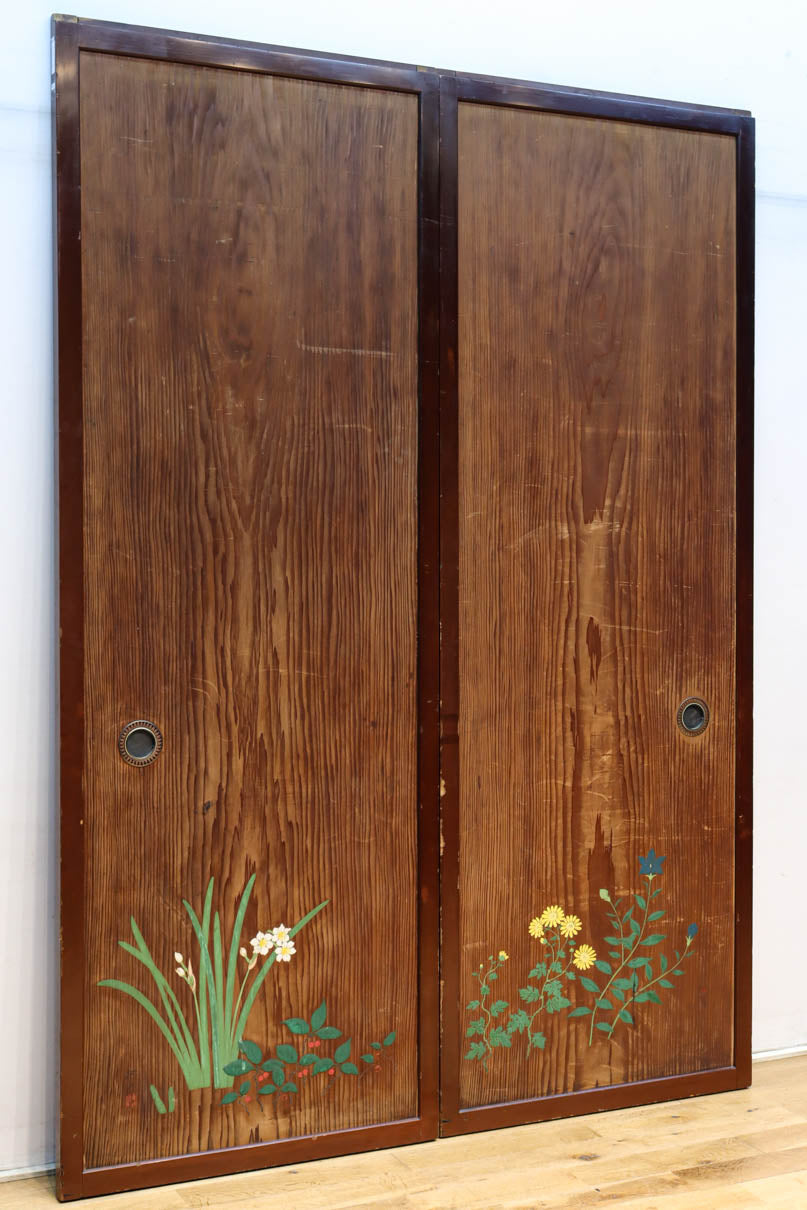 高さ1982ミリ 裏表で異なる草花を描いた趣きある杉一枚板絵戸　F8755　在庫2枚1組