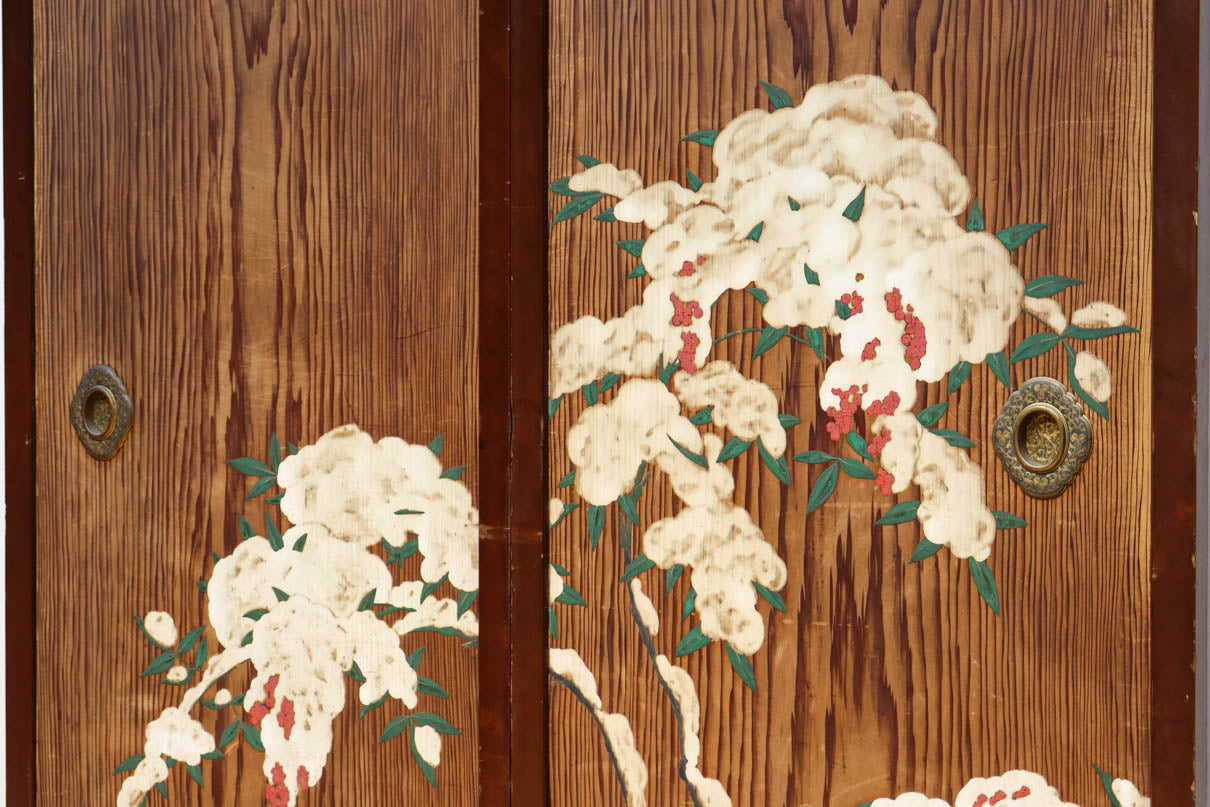高さ1982ミリ 裏表で異なる草花を描いた趣きある杉一枚板絵戸　F8755　在庫2枚1組