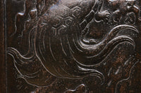 幅1355ミリ　力強く鯉の滝登りを描いた金具が貫禄を与える庄内蔵戸　G2326