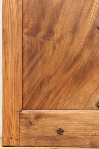 幅1210ミリ　分厚い框で構えた重厚感溢れる木地色の越後蔵戸　G2333