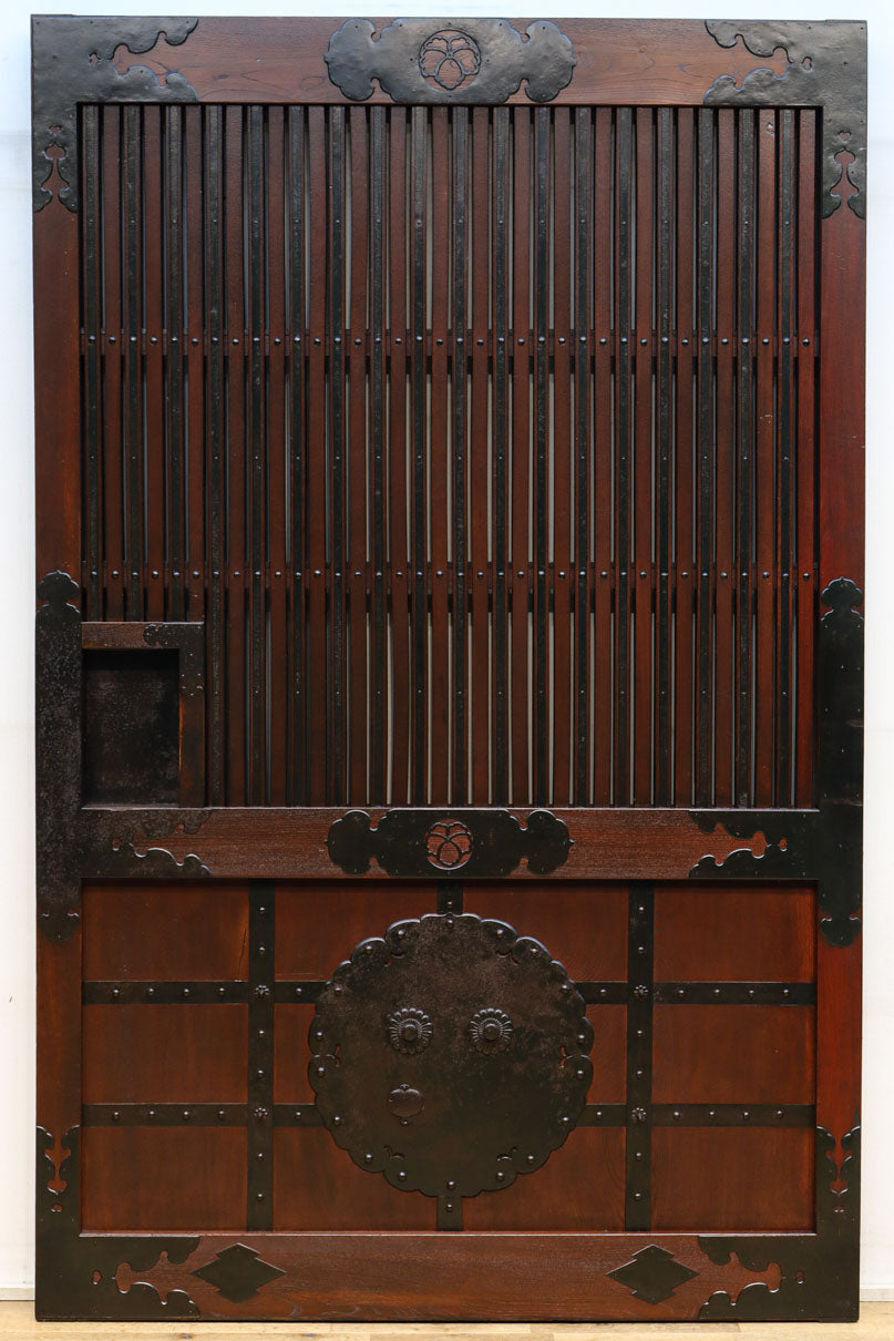 岐阜発】蔵戸 格子戸 大正～昭和初期 木製 古民家の建具 古い門扉 店舗