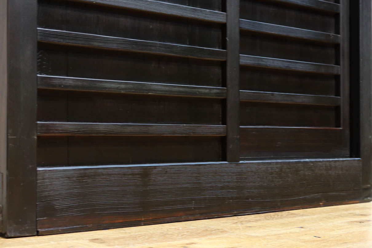 幅1163ミリ!! 大きな升目ですっきりとしたガラス入り格子くぐり戸　G2496