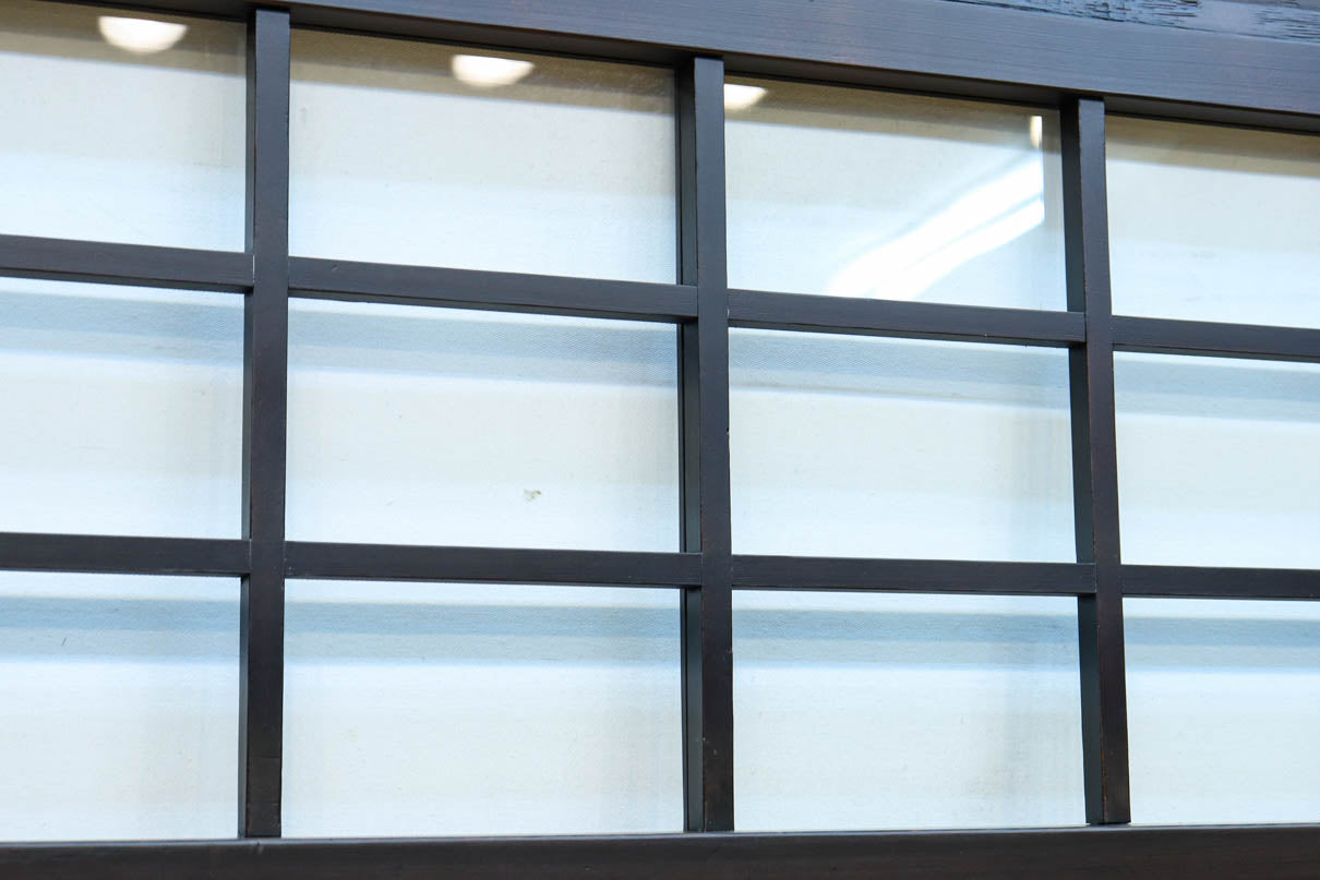 幅1163ミリ!! 大きな升目ですっきりとしたガラス入り格子くぐり戸　G2496