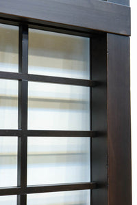 幅1163ミリ!! 大きな升目ですっきりとしたガラス入り格子くぐり戸　G2496