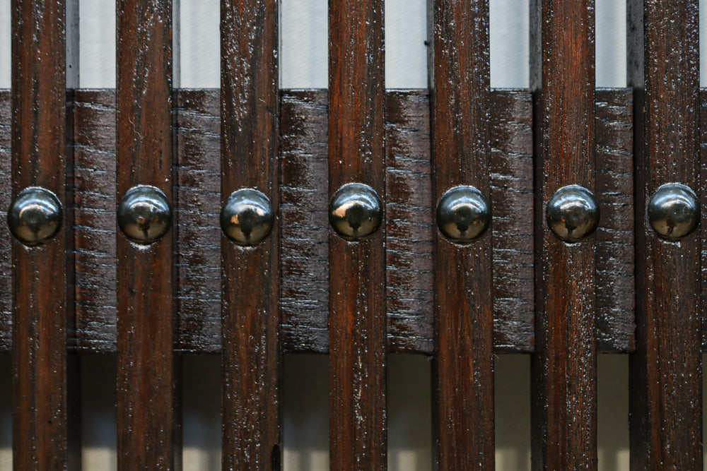 稀少幅923ミリ‼︎艶やかな色彩に巾着金具が見栄えのする格子蔵戸　G2507