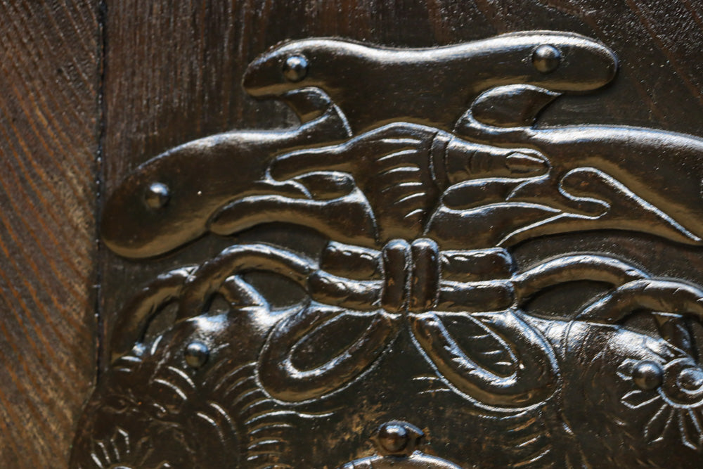 稀少幅923ミリ‼︎艶やかな色彩に巾着金具が見栄えのする格子蔵戸　G2507