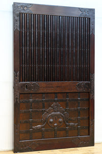 幅1178ミリ　重厚な帯鉄格子と巾着金具を纏う格調高い富山蔵戸　G2508