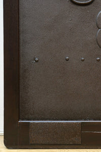 幅1207ミリ　重厚な鉄板を腰板に備えた貫禄ある富山蔵戸　G2509