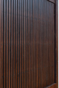 幅1207ミリ　重厚な鉄板を腰板に備えた貫禄ある富山蔵戸　G2509