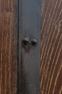 幅1295ミリ　美麗な杢目が浮かぶ重厚感ある総けやき越後蔵戸　G2513